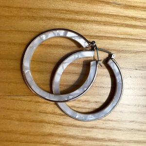 White Marble Hoop Earring- Style On The Spot